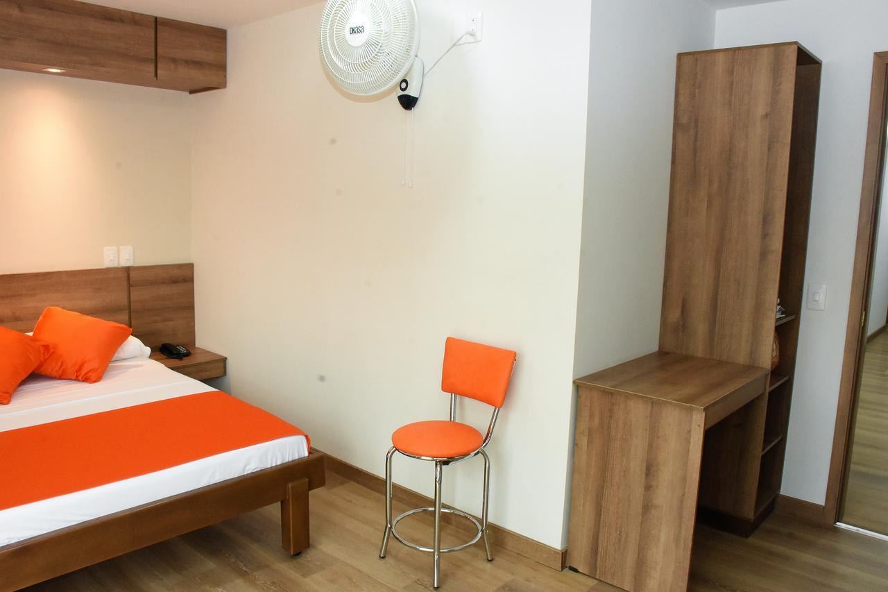 Hotel El Lago 1 Pereira Dış mekan fotoğraf